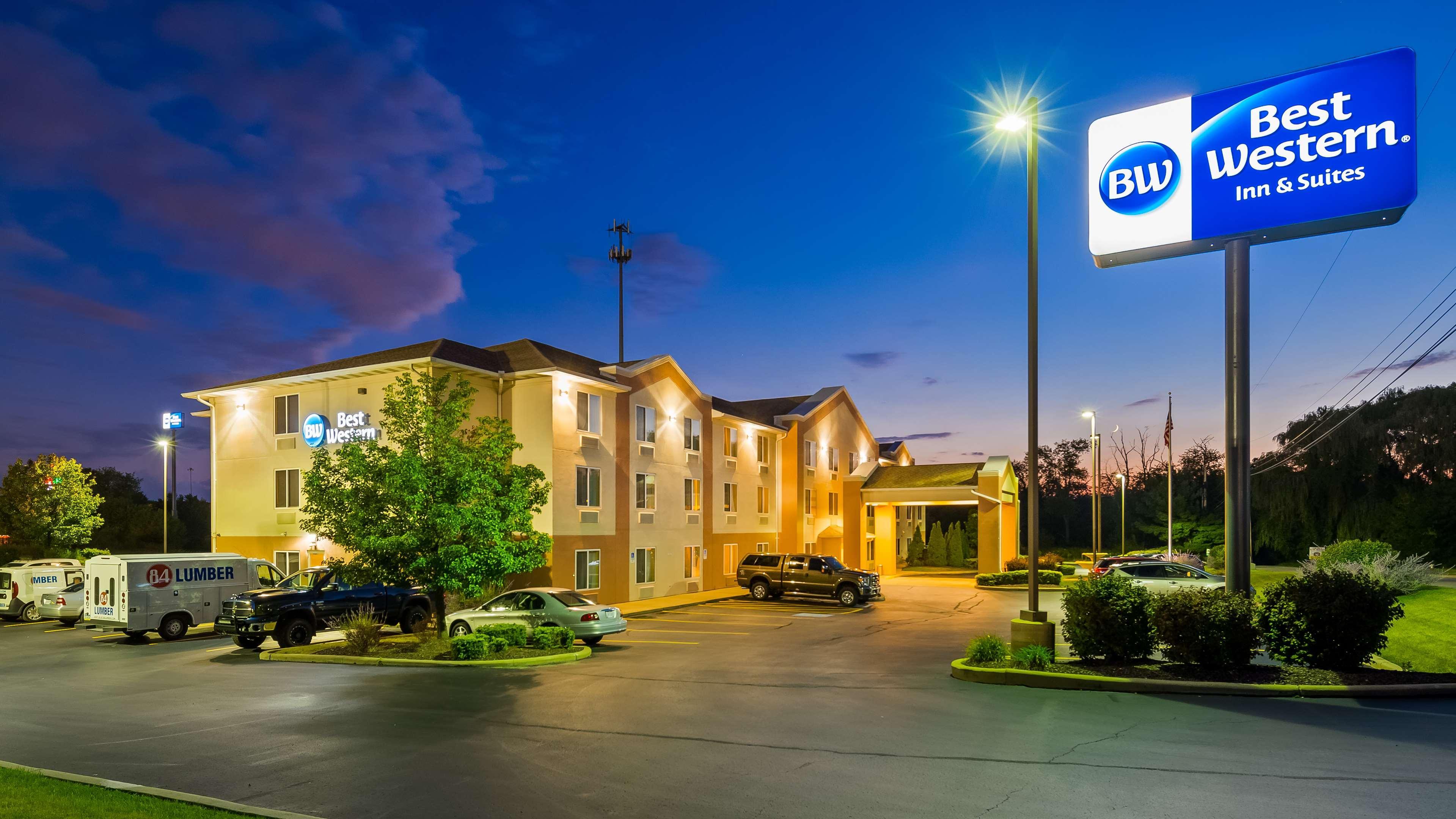 Best Western Penn-Ohio Inn & Suites Hubbard Exterior photo